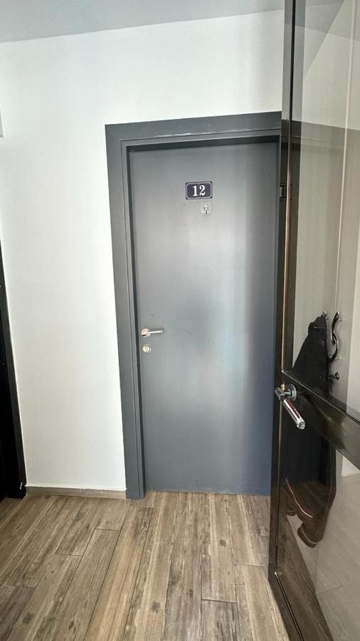 Host Elios Tirana Apartamento Exterior foto