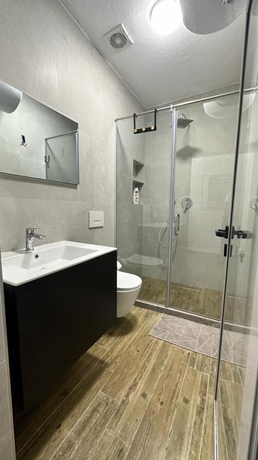 Host Elios Tirana Apartamento Exterior foto